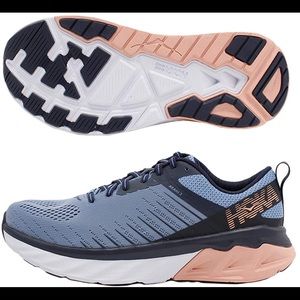 Hoka Arahi Sneakers